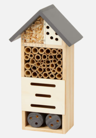Insectenhotel Bedankt voor dit BIJzondere schooljaar.