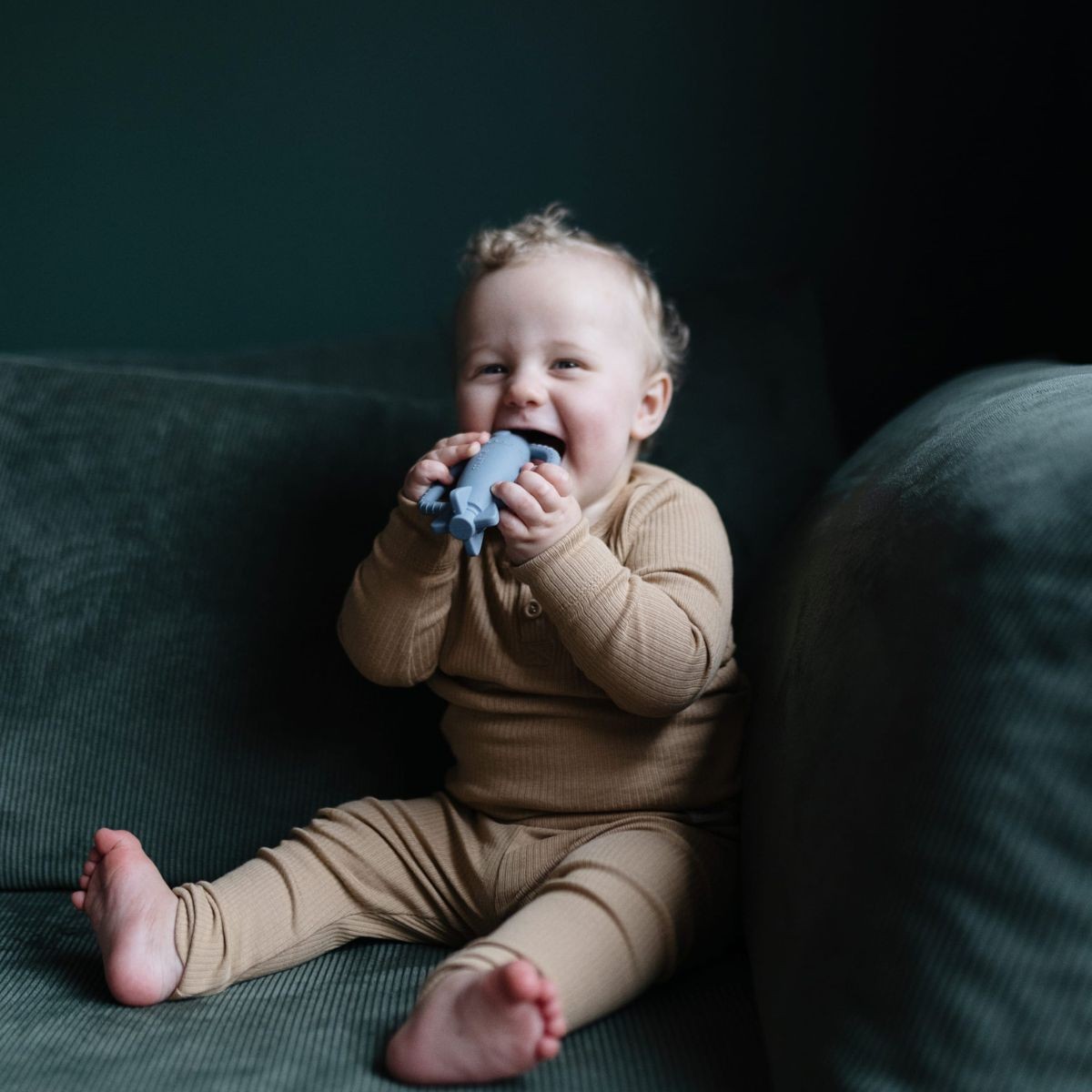 Mushie | bijtring RATTLE ROCKET