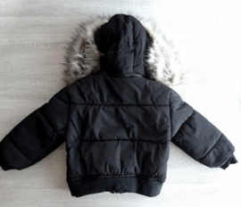 Winterjas zwart Boys met grote bontkraag imitatiebont