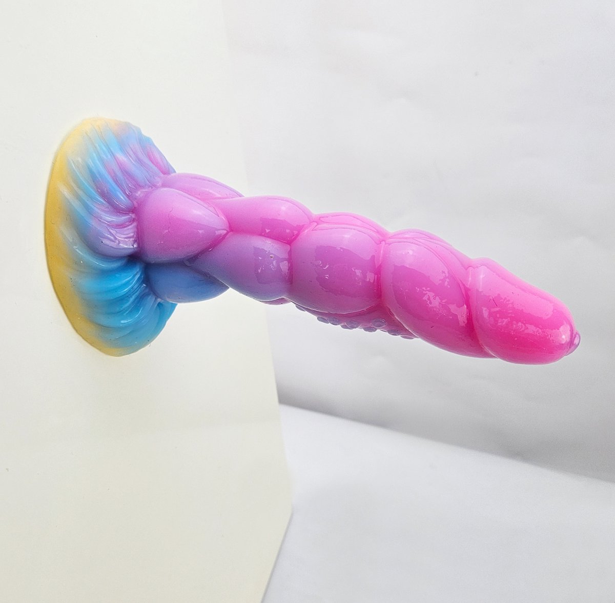 BNDGx® - Dildo - Glow in the dark gekleurd - 24cm -Roze blauw Lange dikke Penis -Zuignap - anaal vaginaal