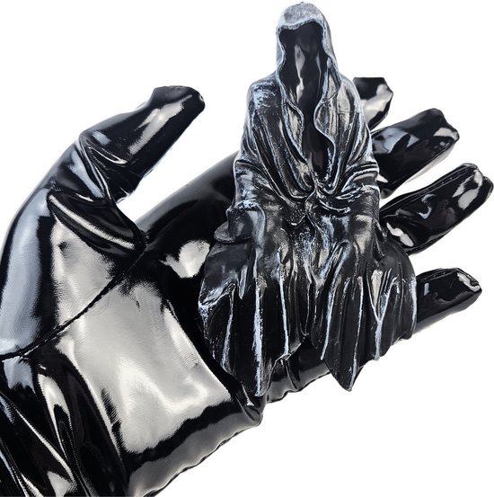 Beeld Mysterieus gotisch goth gothic decoratie man horror zwarte kleding nacht