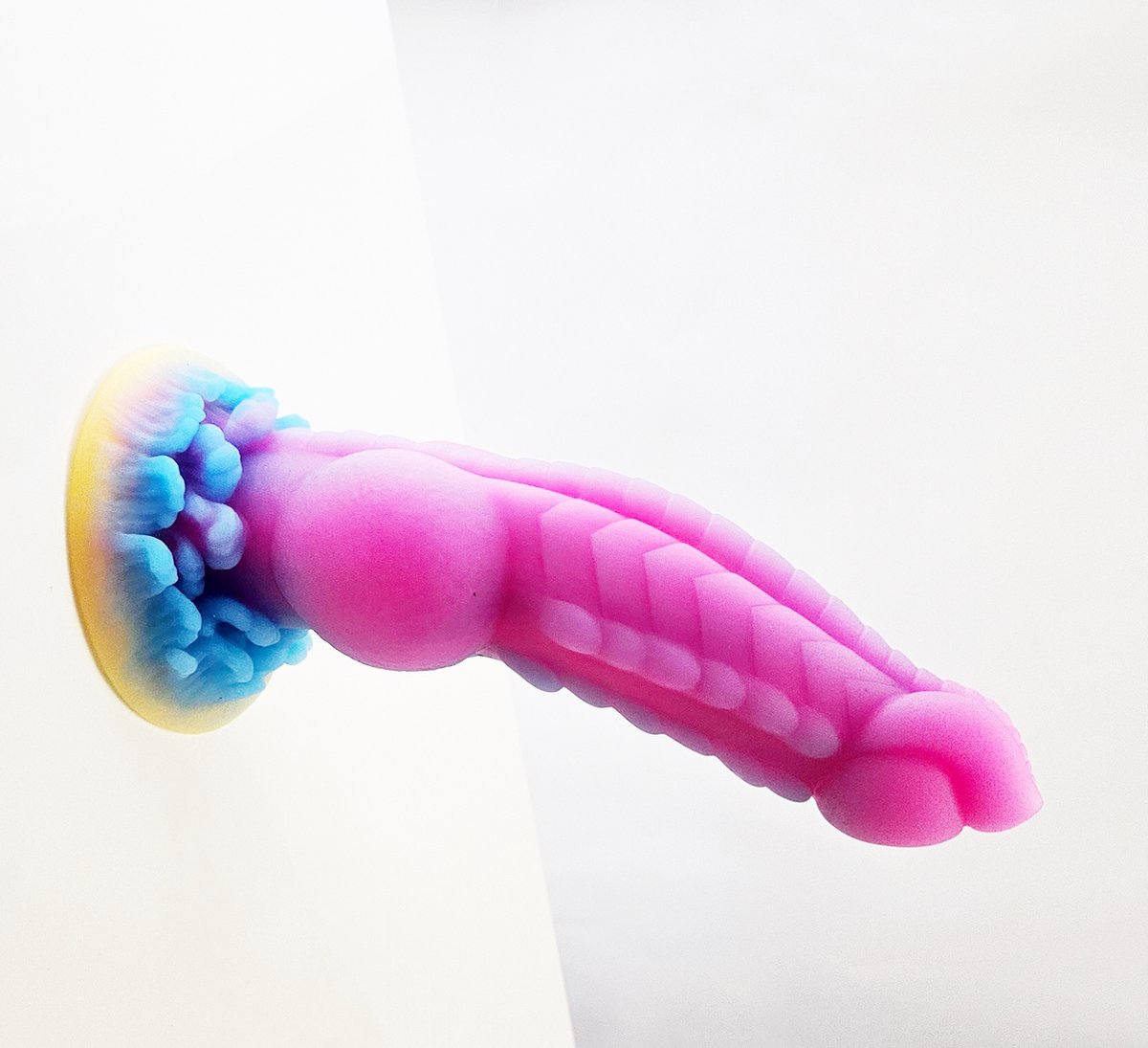 BNDGx® - Dildo - Glow in the dark gekleurd - 21cm -Roze blauw dikke Penis -Zuignap - anaal vaginaal