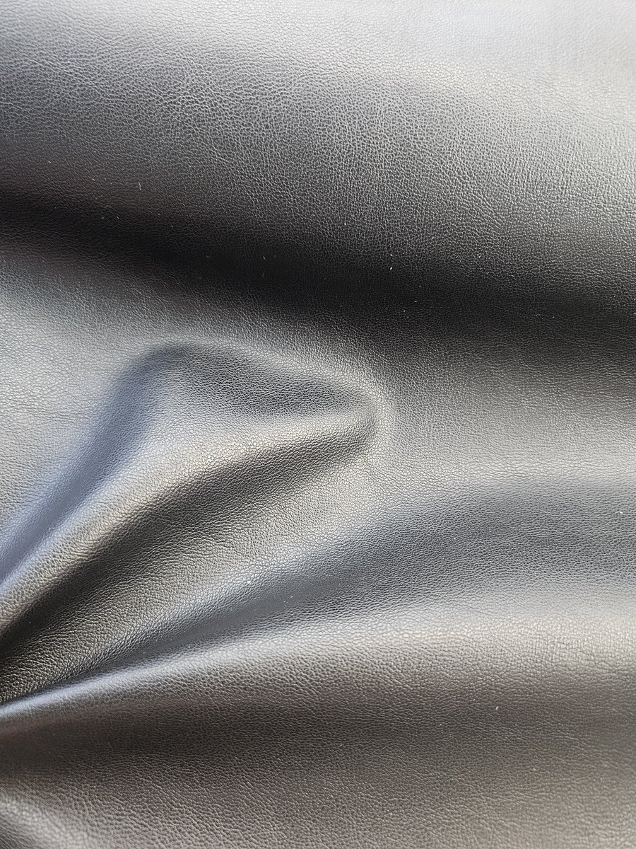 BNDGx® - Nep leer stof - Zwart - 100cm X 140cm - imitatie leder lap per meter voor naaien