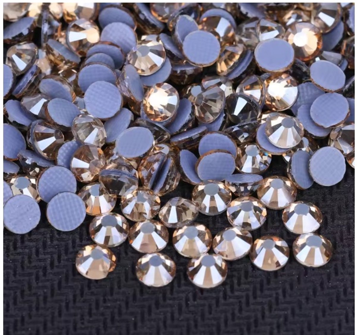 BamBella® - SS30 - Licht bruin - Hotfix strass Steentjes - 288 stuks - strass stenen glitters nail art kleding versieren