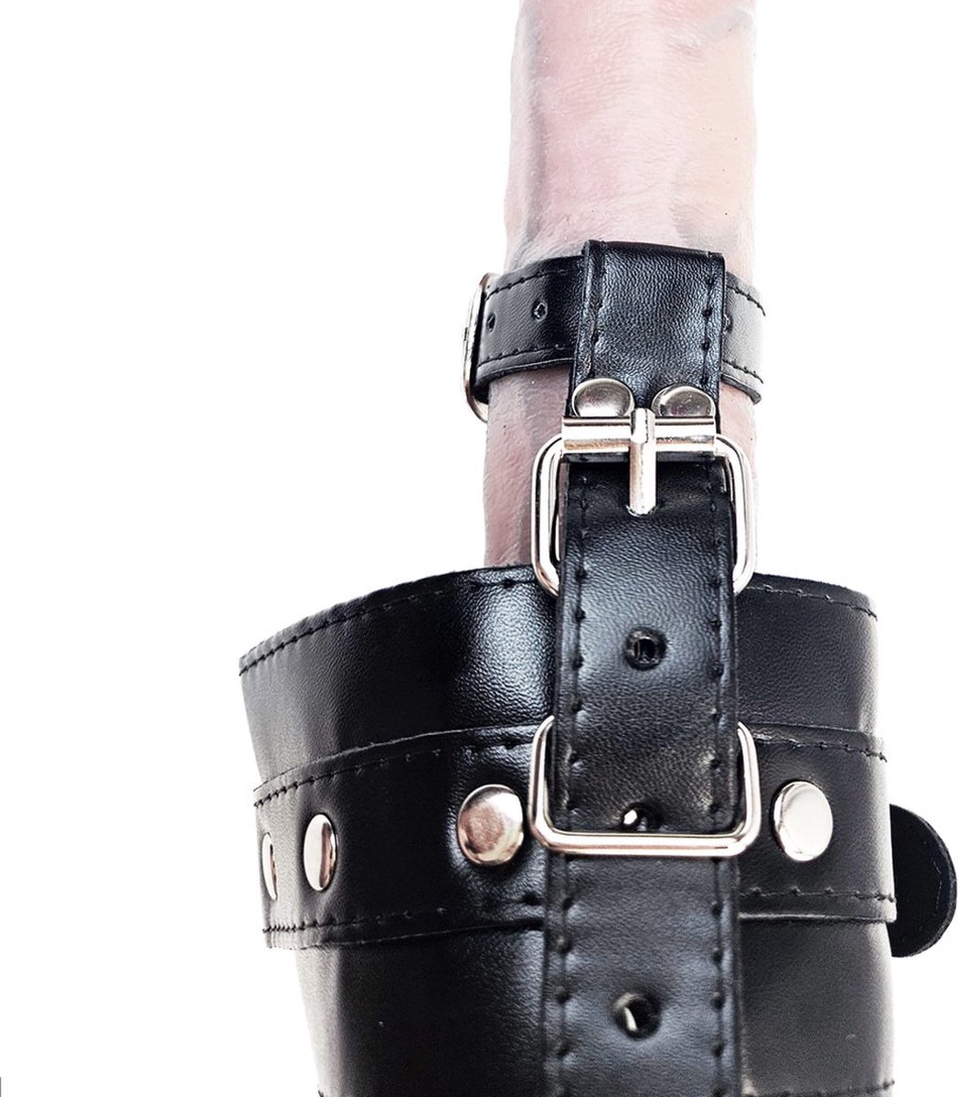 BNDGx® - Penis strap restraint voor mannen -met slot - Penis gordel man penis band bondage