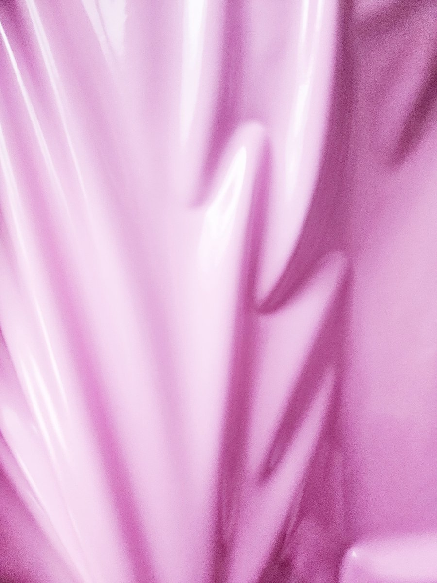 Datex stof - Licht Roze - 100cm X 145cm - Latex bovenkant - Polyester onderkantStof per meter Shiny glans wetlook