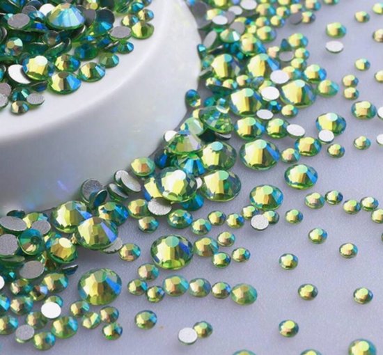 BamBella® Plak strass Steentjes - 1 zakje - 3mm tot 6mm - groen doorzichtig strass stenen glitters nail art kleding versieren