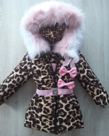 Jacket with bows