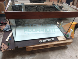 Industrieel Mangohout look aquarium met metaal