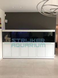 Een Strak hoogglans aquarium op maat: Lacobel is wellicht iets voor u!