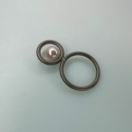 Ring/Pendant  'Eight' pearl