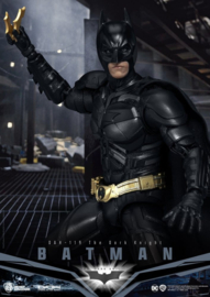 (Pre-order) DC Comics Dynamic 8ction Heroes Action Figure Batman (The Dark Knight) 21 cm