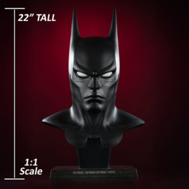 (Pre-order) Batman DC Direct Replica 1/1 Batman Beyond Mask 58 cm