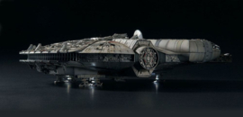 (Pre-order) Star Wars Episode IV Perfect Grade Plastic Model Kit 1/72 Millennium Falcon 48 cm