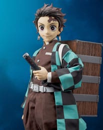 PRE-ORDER Demon Slayer: Kimetsu no Yaiba FigZero Action Figure 1/6 Tanjiro Kamado 27 cm