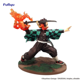 (Pre-order) Demon Slayer: Kimetsu no Yaiba Exceed Creative Figure PVC Figure Kamado Tanjiro 16 cm