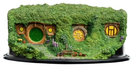(Pre-order) The Lord of the Rings Environment Hobbit Hole - Bag End - Illuminated Edition 7 cm