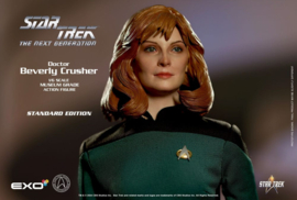 PRE-ORDER Star Trek: The Next Generation Action Figure 1/6 Dr. Beverly Crusher (Standard Edition) 27 cm