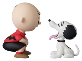 (Pre-order) Peanuts UDF Series 20 Mini Figure Charlie Brown & Yawn Snoopy 7 cm