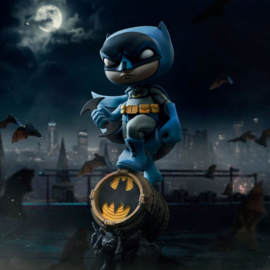 (Pre-order) Batman Mini Co. PVC Figure Batman on Bat-Signal (Blue Variant) 15 cm