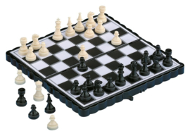 (Pre-order) Magnetic Travel Games Display (24)