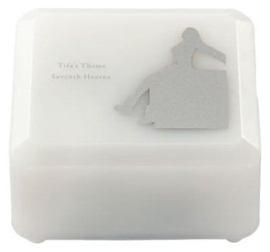 (Pre-order) Final Fantasy VII Remake Music Box Tifa's Theme Seventh Heaven