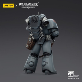 (Pre-order) Warhammer The Horus Heresy Action Figure Space Wolves MKVI Tactical Legionary 12 cm