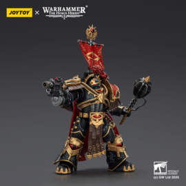 Warhammer 40,000: Sons of Horus Action Figure Legion Cataphractii Praetorwith Combi-Melta and Power Maul 14 cm