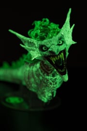 PRE-ORDER Dark Nights: Metal DC Multiverse Action Figure The Joker Dragon Glow in the Dark Edition (Gold Label) 25 cm