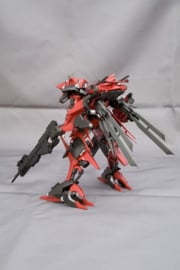 PRE-ORDER Armored Core Plastic Model Kit 1/72 Rayleonardo 03-Aaliyah Kpachar Full Package Versionn 14 cm