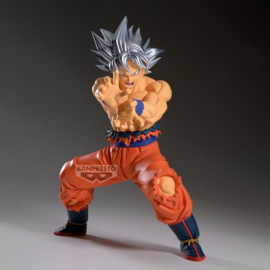(Pre-order) Dragon Ball Super Grandista PVC Figure Son Goku V 25 cm