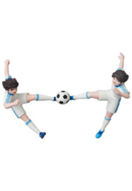(Pre-order) Captain Tsubasa Series 2 UDF Mini Figures Ohzora Tsubasa and Misaki Taro (Twin shoot) (Reproduction) 13 cm