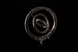 (Pre-order) Foundation Die-Cast The Invictus Spaceship 20 cm 