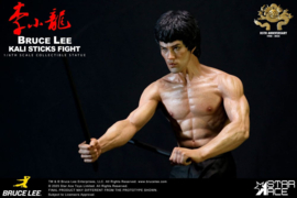 (Pre-order) Enter the Dragon Movie Statue 1/6 Bruce Lee Kali Sticks Fight Deluxe Basement Version 30 cm