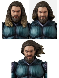 (Pre-order) Aquaman and the Lost Kingdom MAFEX Action Figure Aquaman (Stealth Suit) 16 cm