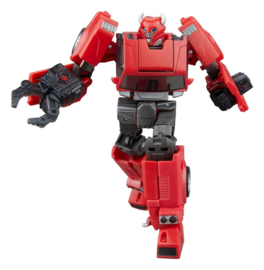 (Pre-order) Transformers Age of the Primes Deluxe Class Action Figure Cliffjumper 13 cm