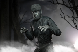 (Pre-order) Universal Monsters Action Figure Ultimate The Wolf Man (Black & White) 18 cm