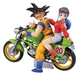 (Pre-order) Dragon Ball Z Desktop Real McCoy PVC Figure 05 Son Goku & Chichi Limited Repeat Ver. 15 cm