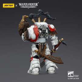 (Pre-order) Warhammer 40,000 Action Figure White Scars Legion Praetor in Cataphractii Terminator Armour with Cyber Hawk Chogorian sword and combi-melta 14 cm