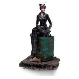 PRE-ORDER DC Comics Art Scale Statue 1/10 Catwoman (Gotham City Sirens) 21 cm