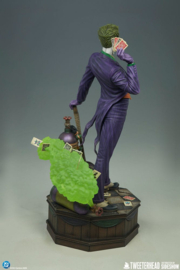 (Pre-order) DC Comics Maquette 1/4 The Joker 61 cm