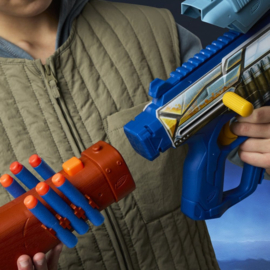 (Pre-order) Star Wars: The Mandalorian and Grogu NERF Dart Blaster The Mandalorian