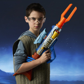 (Pre-order) Star Wars: The Mandalorian and Grogu NERF Dart Blaster The Mandalorian