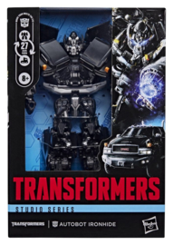 (Pre-order) Transformers Studio Series Voyager Class Action Figure Ironhide 17 cm