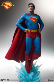 (Pre-order) Superman (2025) Premium Format Statues Superman 61 cm & Krypto 23 cm Bundle (2)
