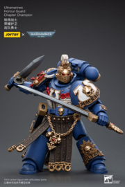 PRE-ORDER Warhammer 40k Action Figure 1/18 Ultramarines Honour Guard Chapter Champion