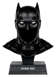 (Pre-order) Batman DC Direct Mini-Replica 1/3 Batman Mask (Batman: Noel) 23 cm