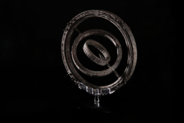 (Pre-order) Foundation Die-Cast The Invictus Spaceship 20 cm 