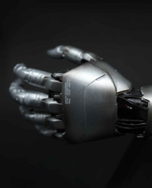 (Pre-order) Cyberpunk: Edgerunners Replica Silverhand Arm 30 cm 