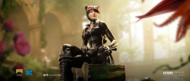 PRE-ORDER DC Comics Deluxe Art Scale Statue 1/10 Catwoman (Gotham City Sirens) 21 cm